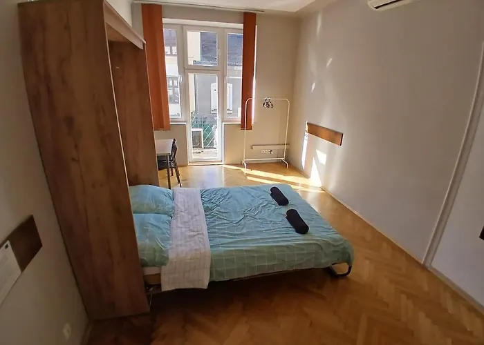 Large King Room